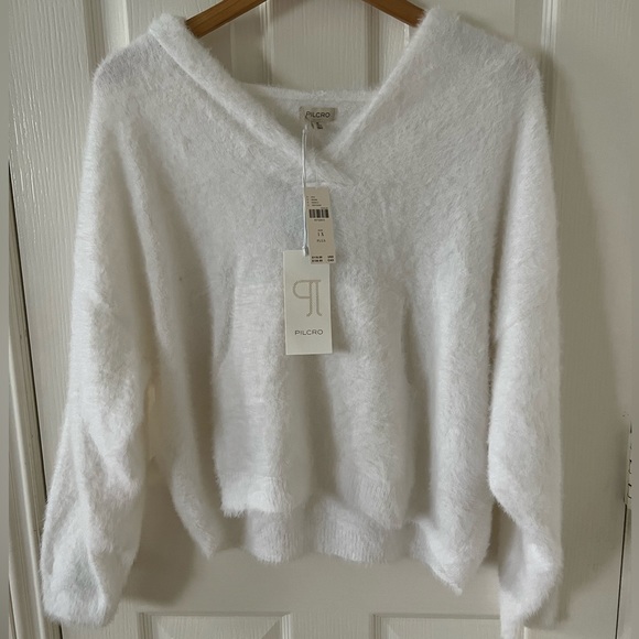 Anthropologie Pilcro NWT 🆕 white fuzzy hooded sweater, 1X - Picture 2 of 12